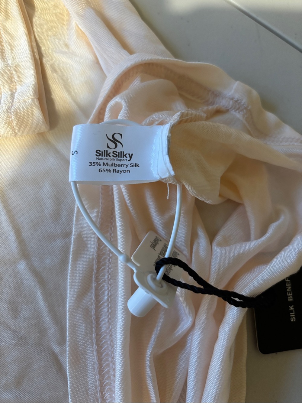 Mulberry Silk Pajama Set Size Small Lite Pink Long Johns Minimalist Quiet Luxury - Picture 14 of 15